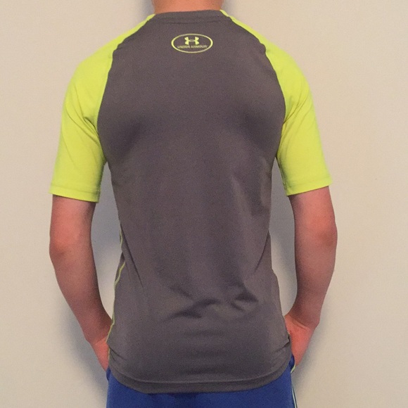 Under Armour shirt - Picture 2 of 4